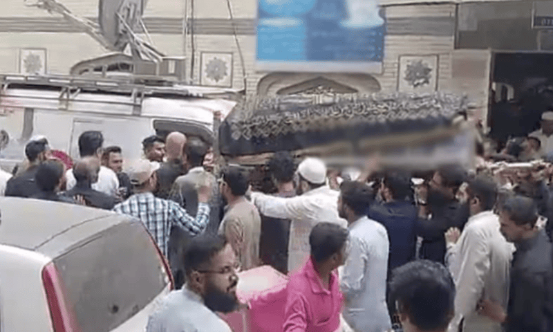 بلوچستان دہشت گردی کا شکار؛ کراچی کے رہائشی علی مرتضیٰ کی نمازِ جنازہ طارق روڈ پر ادا، تاجر برادری کی بڑی تعداد میں شرکت
