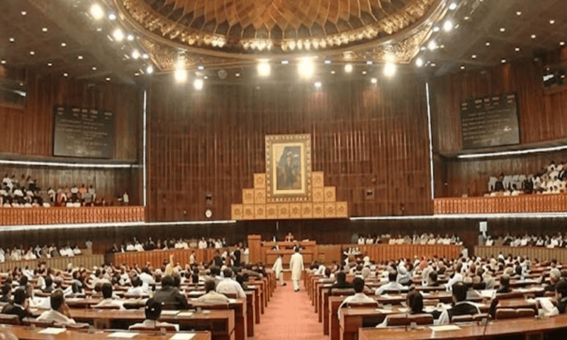 وفاقی بجٹ 2026-27 کی قومی اسمبلی سے حتمی منظوری؛ حجم 18 ہزار 771 ارب روپے مقرر، لگژری اور الیکٹرک گاڑیوں پر بھاری ٹیکسز عائد