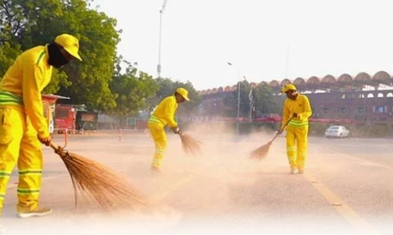 Clean Punjab Gars Up For Eid Cleanliness Drive