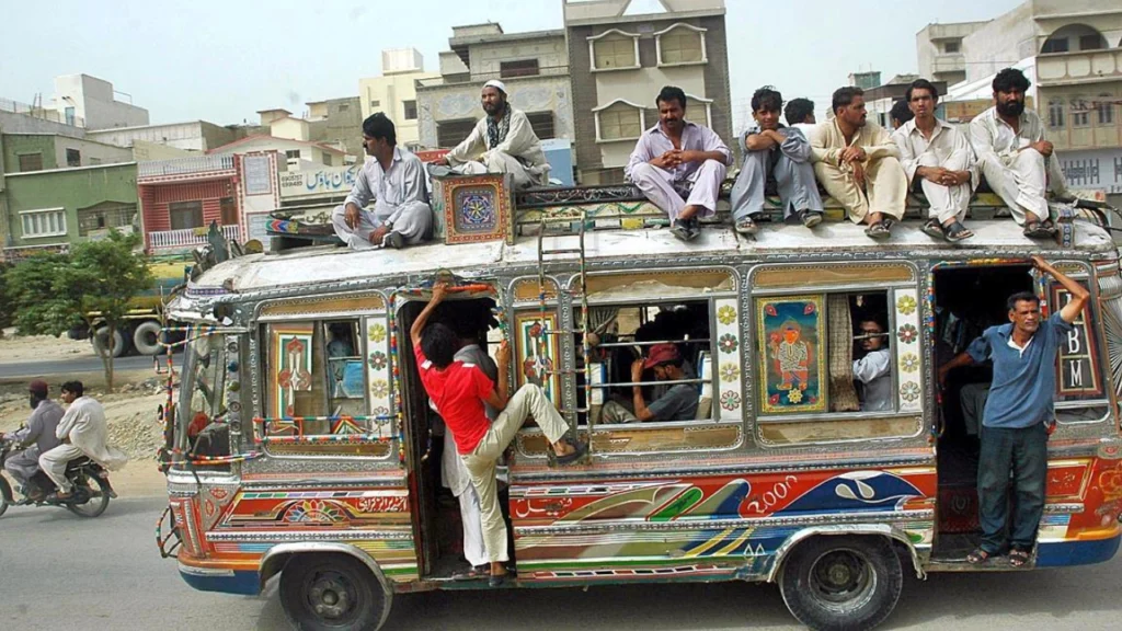 Karachi bus owners announce indefinite strike from June 18