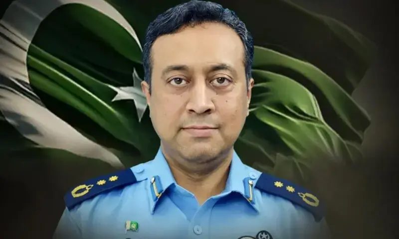 Martyred Pakistan Air Force officer who saved woman's life laid to rest with military honors