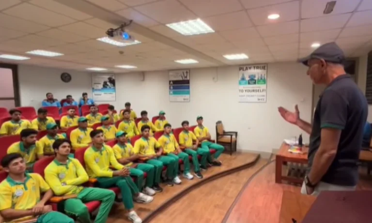 Multan U-19 Skills Development Head Coach Shahid Anwar's advice for better performance